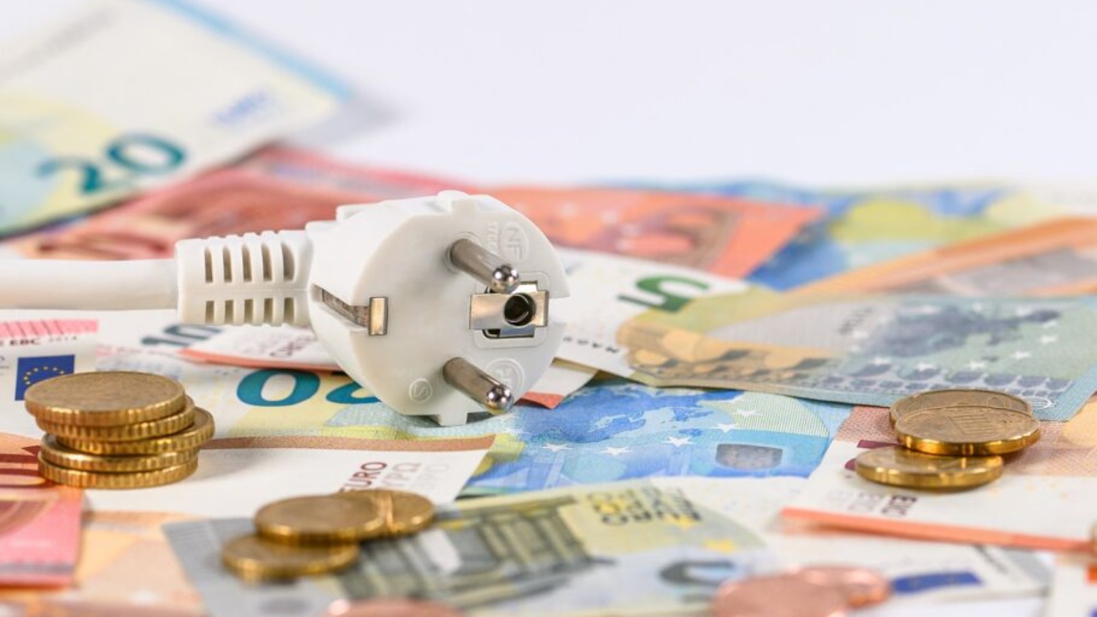 Επιδοτήσεις Δεκεμβρίου για οικιακούς καταναλωτές ηλεκτρικής ενέργειας & δικαιούχους ΚΟΤ